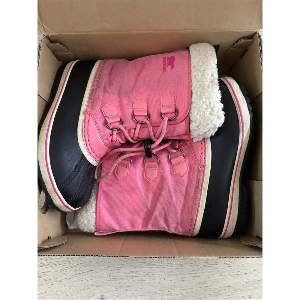 Sorel Girls Snow Boots Yoot Pac Nylon boot Mid-calf Lollipop/Pink Glo. Size 3